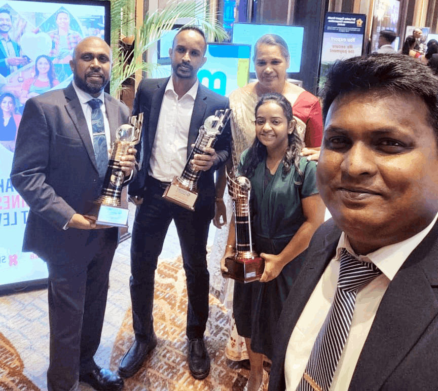 Plastipak Lanka wins 2024 export award in Sri Lankan awards.